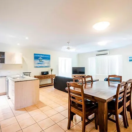 Oceania 11 - Ljhooker Yamba Villa Exterior photo